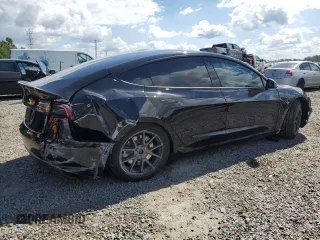 2021 Tesla Model 3 Standard Range Plus z VIN 5YJ3E1EA4MF942646, wystawiony jako Copart lot #56819945 z przebiegiem 39 599 mil mil oraz Nie do naprawy • Non repairable. Historia ofert i sprzedaży dostępna na DreamBid. Obrazek 3.