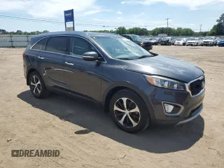 2016 Kia Sorento EX with VIN 5XYPH4A58GG117774, listed as a Copart auction lot 58323205 with 111,712 mi miles and Salvage title. Bid and sale history available at DreamBid. Image 4.