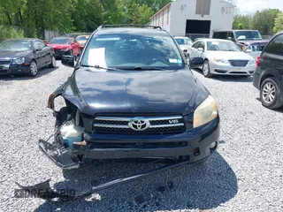 2008 Toyota RAV4 Limited с VIN JTMZK31V986012623, выставлен на аукционе IAAI как лот 42368933 с пробегом 220 429 миль миль и . История ставок и продаж доступна на DreamBid. Изображение 12.