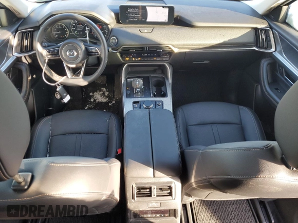 2024 Mazda CX-90 Premium z VIN JM3KKDHD5R1176008, wystawiony jako Copart lot #45576975 z przebiegiem 6 211 mil mil oraz Szkoda całkowita • Salvage title. Historia ofert i sprzedaży dostępna na DreamBid. Obrazek 8.