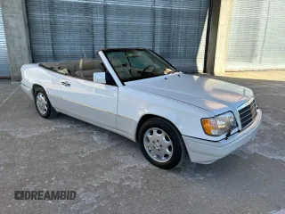 1995 Mercedes-Benz E Class with VIN WDBEA66EXSC280860, listed as a Copart auction lot 46739115 with 97,007 mi miles and Clean Title. Bid and sale history available at carsss.com. Image 1.
