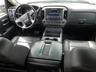2019 GMC Sierra 3500HD Denali z VIN 1GT42WEY6KF240456, wystawiony jako Copart lot #58896115 z przebiegiem 67 144 mil mil oraz Czysty tytuł • Clean title. Historia ofert i sprzedaży dostępna na DreamBid. Obrazek 8.