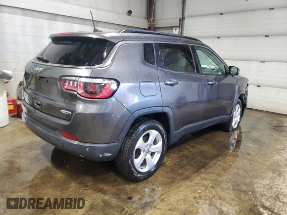 2018 Jeep Compass Latitude with VIN 3C4NJDBB5JT238214, listed as a Copart auction lot 52387725 with 61,325 mi miles and Salvage Title. Bid and sale history available at DreamBid. Image 3.