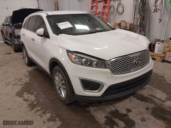 2018 Kia Sorento L with VIN 5XYPG4A33JG379078, listed as a IAAI auction lot 41433295 with 114,434 mi miles. Bid and sale history available at carsss.com. Image 1.