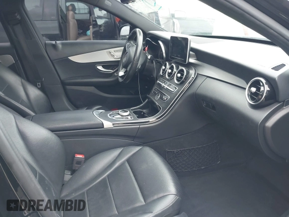 2018 Mercedes-Benz C 300 with VIN 55SWF4JBXJU280642, listed as a IAAI auction lot 42117148 with 104,973 mi miles and . Bid and sale history available at carsss.com. Image 5.
