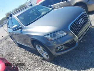 2013 Audi Q5 Premium Plus with VIN WA1LFAFP3DA098408, listed as a IAAI auction lot 41890537 with 103,657 mi miles. Bid and sale history available at carsss.com. Image 1.