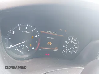 2018 Genesis G80 3.8L z VIN KMHGN4JE2JU238178, wystawiony jako IAAI lot #42063099 z przebiegiem 78 569 mil mil oraz . Historia ofert i sprzedaży dostępna na DreamBid. Obrazek 7.