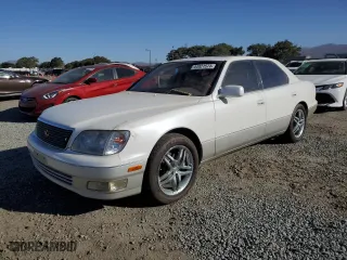 1999 Lexus LS 400 Luxury Sdn with VIN JT8BH28F5X0150720, listed as a Copart auction lot 84021574 with 202,189 mi miles and Clean Title. Bid and sale history available at carsss.com. Image 1.