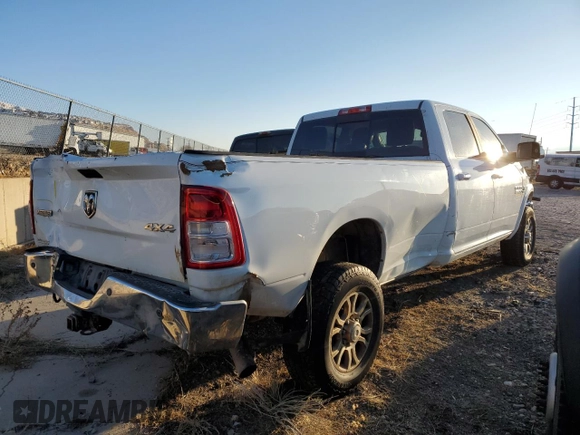 2014 Ram 3500 Laramie with VIN 3C63R3JL9EG169568, listed as a Copart auction lot 42746365 with 237,616 mi miles and Salvage Title. Bid and sale history available at carsss.com. Image 3.