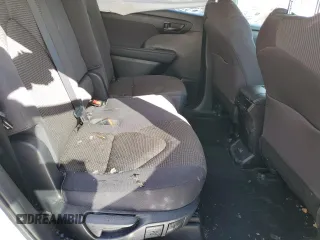 2022 Toyota Highlander LE z VIN 5TDBZRBHXNS251845, wystawiony jako Copart lot #45867085 z przebiegiem 50 472 mil mil oraz Szkoda całkowita • Salvage title. Historia ofert i sprzedaży dostępna na DreamBid. Obrazek 11.