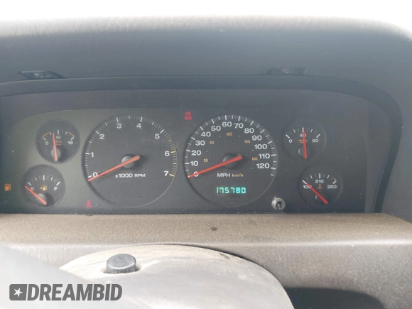2001 Jeep Grand Cherokee Laredo с VIN 1J4GX48S11C541012, выставлен на аукционе IAAI как лот 42290532 с пробегом 175 780 миль миль и . История ставок и продаж доступна на DreamBid. Изображение 7.