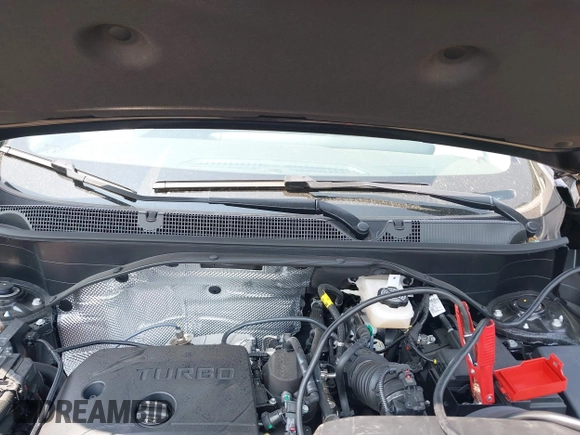 2025 Buick Encore GX Preferred with VIN KL4AMCSL8SB092073, listed as a IAAI auction lot 42376874 with 83 mi miles and . Bid and sale history available at DreamBid. Image 10.