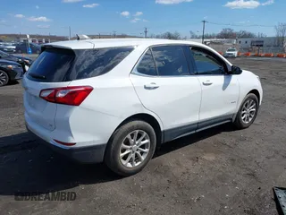 2020 Chevrolet Equinox LT z VIN 2GNAXKEV8L6141918, wystawiony jako IAAI lot #41882535 z przebiegiem 125 974 mil mil oraz . Historia ofert i sprzedaży dostępna na DreamBid. Obrazek 4.