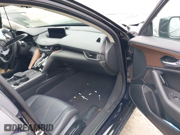 2021 Acura TLX Technology with VIN 19UUB5F42MA009559, listed as a IAAI auction lot 42245295 with 59,902 mi miles and . Bid and sale history available at DreamBid. Image 5.