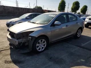2012 Mazda 3 i Sport z VIN JM1BL1UG5C1553450, wystawiony jako Copart lot #60851705 z przebiegiem 150 337 mil mil oraz Szkoda całkowita • Salvage title. Historia ofert i sprzedaży dostępna na DreamBid. Obrazek 1.