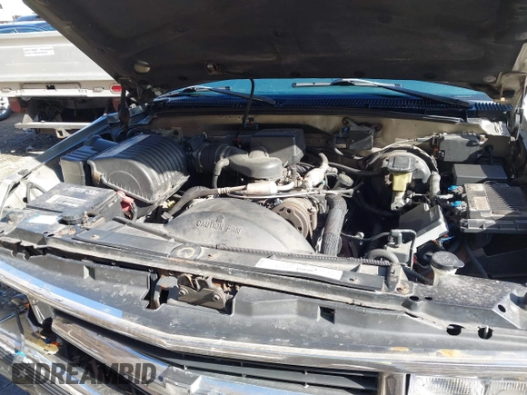 1998 Chevrolet Tahoe z VIN 1GNEK13R7WJ367763, wystawiony jako IAAI lot #41442910 z przebiegiem 270 488 mil mil oraz . Historia ofert i sprzedaży dostępna na DreamBid. Obrazek 10.