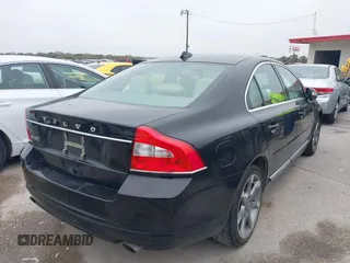 2011 Volvo S80 3.2L с VIN YV1952AS8B1137831, выставлен на аукционе IAAI как лот 40959835 с пробегом 84 609 миль миль и . История ставок и продаж доступна на DreamBid. Изображение 4.