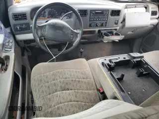 2000 Ford F-250 XL with VIN 1FTNW21F0YED33588, listed as a Copart auction lot 52149285 with 193,846 mi miles and Non repairable. Bid and sale history available at DreamBid. Image 8.