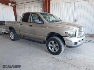 2005 Dodge Ram 1500 SLT with VIN 1D7HU18D35S198322, listed as a IAAI auction lot 41650788 with 220,072 mi miles. Bid and sale history available at carsss.com. Image 1.