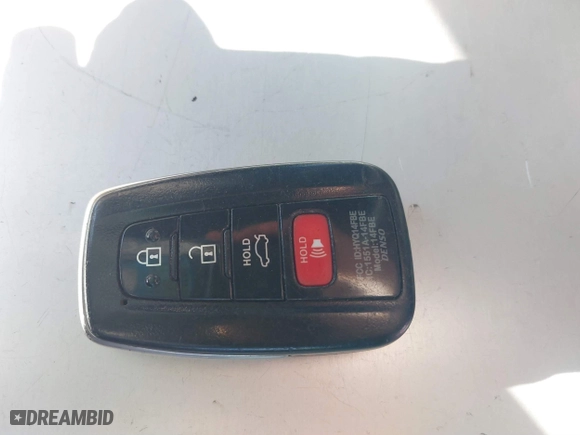 2019 Toyota Avalon Hybrid Limited with VIN 4T1B21FB9KU004539, listed as a IAAI auction lot 41784328 with 99,811 mi miles. Bid and sale history available at carsss.com. Image 11.