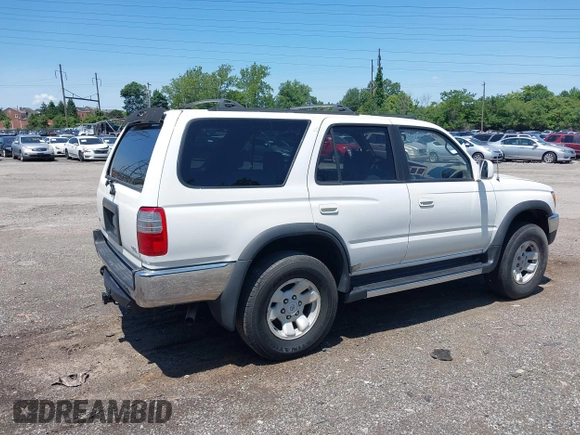 1998 Toyota 4Runner SR5 z VIN JT3HN86R2W0140234, wystawiony jako IAAI lot #42413268 z przebiegiem 187 772 mil mil oraz . Historia ofert i sprzedaży dostępna na DreamBid. Obrazek 4.