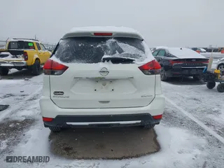 2017 Nissan Rogue SL with VIN 5N1AT2MV9HC792104, listed as a IAAI auction lot 40991192 with 82,393 mi miles. Bid and sale history available at carsss.com. Image 17.