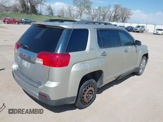 2012 GMC Terrain SLT-2 with VIN 2GKALWEK9C6138581, listed as a IAAI auction lot 42091343 with 172,607 mi miles. Bid and sale history available at carsss.com. Image 4.