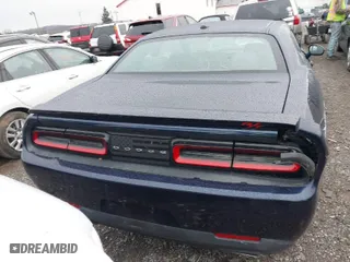 2015 Dodge Challenger R/T with VIN 2C3CDZAT1FH707230, listed as a IAAI auction lot 41113115 with 88,537 mi miles. Bid and sale history available at carsss.com. Image 16.