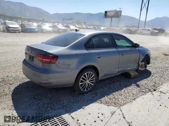 2016 Volkswagen Jetta Sport z VIN 3VWD17AJ4GM232023, wystawiony jako Copart lot #63944665 z przebiegiem 128 950 mil mil oraz Szkoda całkowita • Salvage title. Historia ofert i sprzedaży dostępna na DreamBid. Obrazek 3.