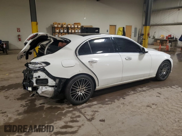 2023 Mercedes-Benz C 300 with VIN W1KAF4HB7PR138792, listed as a Copart auction lot 62023855 with 36,124 mi miles and Clean title. Bid and sale history available at DreamBid. Image 3.