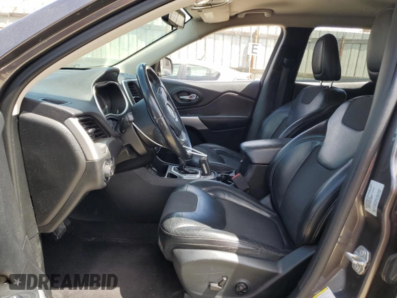 2018 Jeep Cherokee Latitude Plus with VIN 1C4PJLLB8JD512108, listed as a Copart auction lot 51766205 with 88,266 mi miles and Clean Title. Bid and sale history available at carsss.com. Image 7.