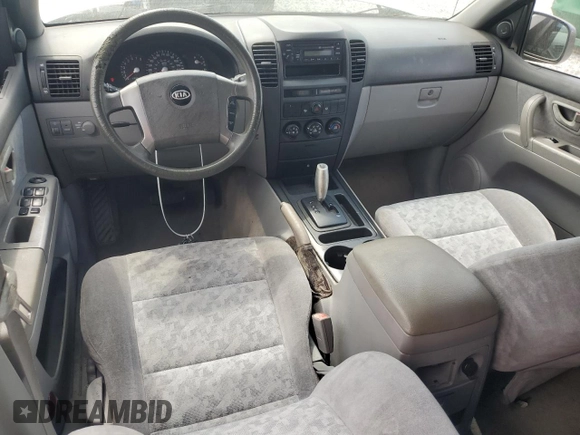 2006 Kia Sorento LX with VIN KNDJD733365591766, listed as a Copart auction lot 49040625 with 141,945 mi miles and Salvage Title. Bid and sale history available at DreamBid. Image 8.