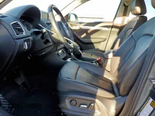 2017 Audi Q3 Premium z VIN WA1BCCFS6HR013962, wystawiony jako Copart lot #49614075 z przebiegiem 91 045 mil mil oraz Szkoda całkowita • Salvage title. Historia ofert i sprzedaży dostępna na DreamBid. Obrazek 7.