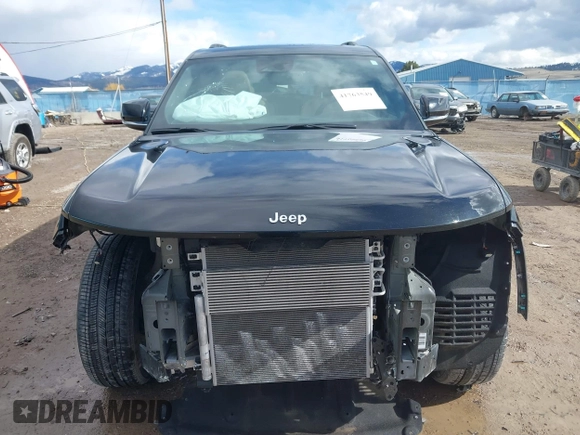 2023 Jeep Grand Cherokee Limited z VIN 1C4RJKBG6P8859034, wystawiony jako IAAI lot #41763549 z przebiegiem 24 476 mil mil oraz . Historia ofert i sprzedaży dostępna na DreamBid. Obrazek 13.