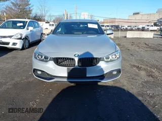 2020 BMW 4 Series 430i xDrive z VIN WBA4J3C03LCD21710, wystawiony jako IAAI lot #41768173 z przebiegiem 53 004 mil mil oraz . Historia ofert i sprzedaży dostępna na DreamBid. Obrazek 11.