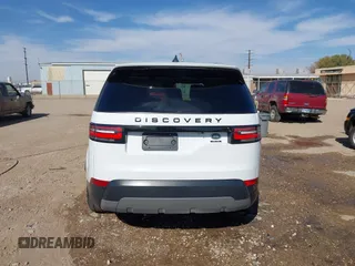 2017 Land Rover Discovery HSE Luxury with VIN SALRHBBV9HA019780, listed as a IAAI auction lot 40664026 with 108,624 mi miles. Bid and sale history available at carsss.com. Image 16.