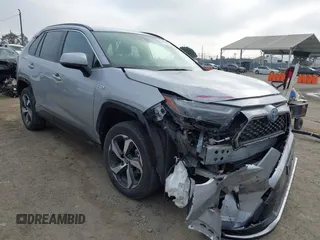 2023 Toyota RAV4 SE with VIN JTMAB3FV2PD152500, listed as a IAAI auction lot 42405116 with 33,777 mi miles and . Bid and sale history available at DreamBid. Image 1.