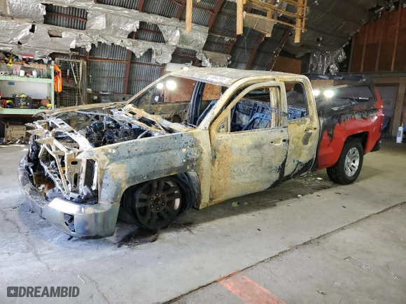 2018 Chevrolet Silverado 1500 LT with VIN 1GCVKREC1JZ149697, listed as a Copart auction lot 49647995 with 0 mi miles and Salvage Title. Bid and sale history available at carsss.com. Image 1.