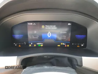 2022 Volkswagen Atlas SE с VIN 1V2LC2CA2NC201763, выставлен на аукционе Copart как лот 56089574 с пробегом 43 879 миль миль и Списание • Salvage title. История ставок и продаж доступна на DreamBid. Изображение 9.