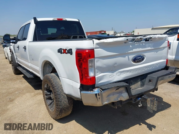 2019 Ford F-250 XL with VIN 1FT7W2BT0KEE85911, listed as a IAAI auction lot 42335375 with 278,138 mi miles and . Bid and sale history available at DreamBid. Image 3.