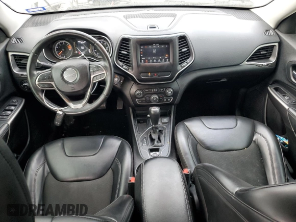 2020 Jeep Cherokee Latitude Plus with VIN 1C4PJLLB9LD548909, listed as a Copart auction lot 44524555 with 88,129 mi miles and Salvage Title. Bid and sale history available at carsss.com. Image 8.