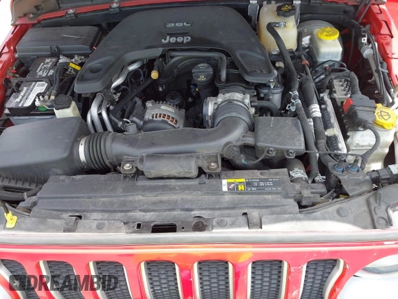 2019 Jeep Wrangler Unlimited Sahara with VIN 1C4HJXEG4KW573157, listed as a IAAI auction lot 42118373 with 105,890 mi miles and . Bid and sale history available at DreamBid. Image 10.