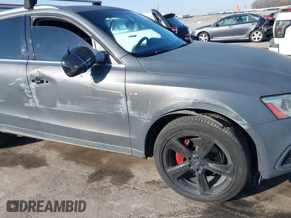 2014 Audi Q5 Premium Plus z VIN WA1DGAFP0EA034930, wystawiony jako IAAI lot #41791373 z przebiegiem 124 436 mil mil oraz . Historia ofert i sprzedaży dostępna na DreamBid. Obrazek 6.