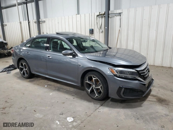 2020 Volkswagen Passat 2.0T R-Line with VIN 1VWMA7A32LC023649, listed as a Copart auction lot 88467535 with 31,647 mi miles and Salvage Title. Bid and sale history available at carsss.com. Image 4.