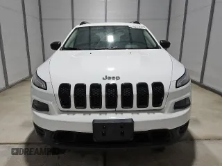 2017 Jeep Cherokee Altitude z VIN 1C4PJLAS5HW593487, wystawiony jako Copart lot #56229345 z przebiegiem 75 204 mil mil oraz Czysty tytuł • Clean title. Historia ofert i sprzedaży dostępna na DreamBid. Obrazek 5.