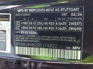 2024 Mercedes-Benz GLC with VIN W1NKJ4HB2RF174822, listed as a IAAI auction lot 41860152 with 7,305 mi miles. Bid and sale history available at carsss.com. Image 9.