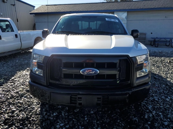 2017 Ford F-150 XL with VIN 1FTFX1CF3HKE39026, listed as a Copart auction lot 43138075 with 155,236 mi miles and Clean Title. Bid and sale history available at carsss.com. Image 5.