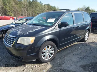 2008 Chrysler Town & Country Touring with VIN 2A8HR54P48R708923, listed as a IAAI auction lot 41917518 with 233,971 mi miles. Bid and sale history available at carsss.com. Image 17.