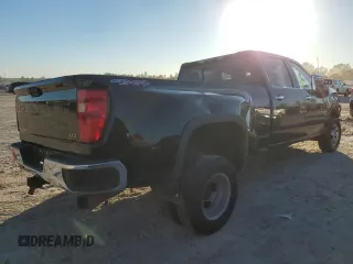 2021 Chevrolet Silverado 3500HD LTZ with VIN 1GC4YUEY7MF293401, listed as a Copart auction lot 82145064 with 15,374 mi miles and Salvage Title. Bid and sale history available at carsss.com. Image 3.
