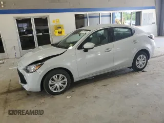 2019 Toyota Yaris L z VIN 3MYDLBYV9KY504836, wystawiony jako Copart lot #61302165 z przebiegiem 42 946 mil mil oraz Szkoda całkowita • Salvage title. Historia ofert i sprzedaży dostępna na DreamBid. Obrazek 1.